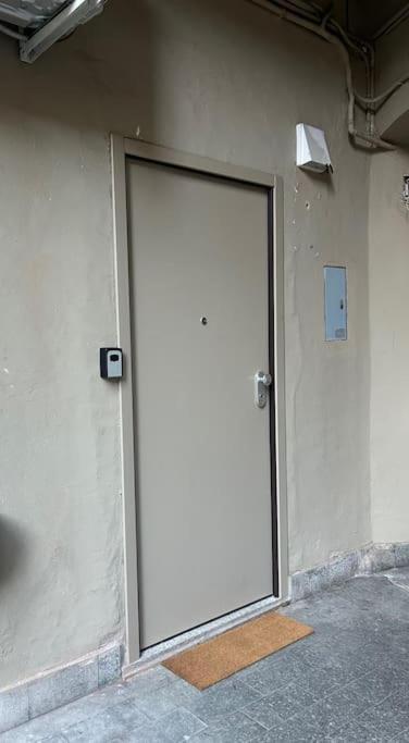 Apartamento La Casa Di Silvio Ai Giardini Reali Turín Exterior foto