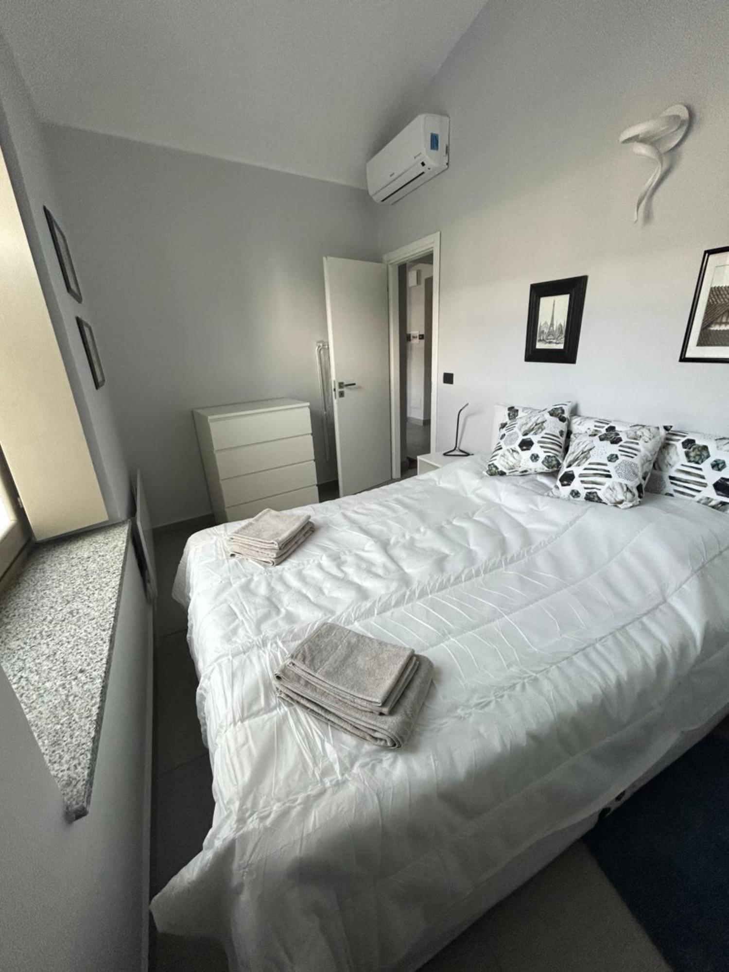 Apartamento La Casa Di Silvio Ai Giardini Reali Turín Exterior foto